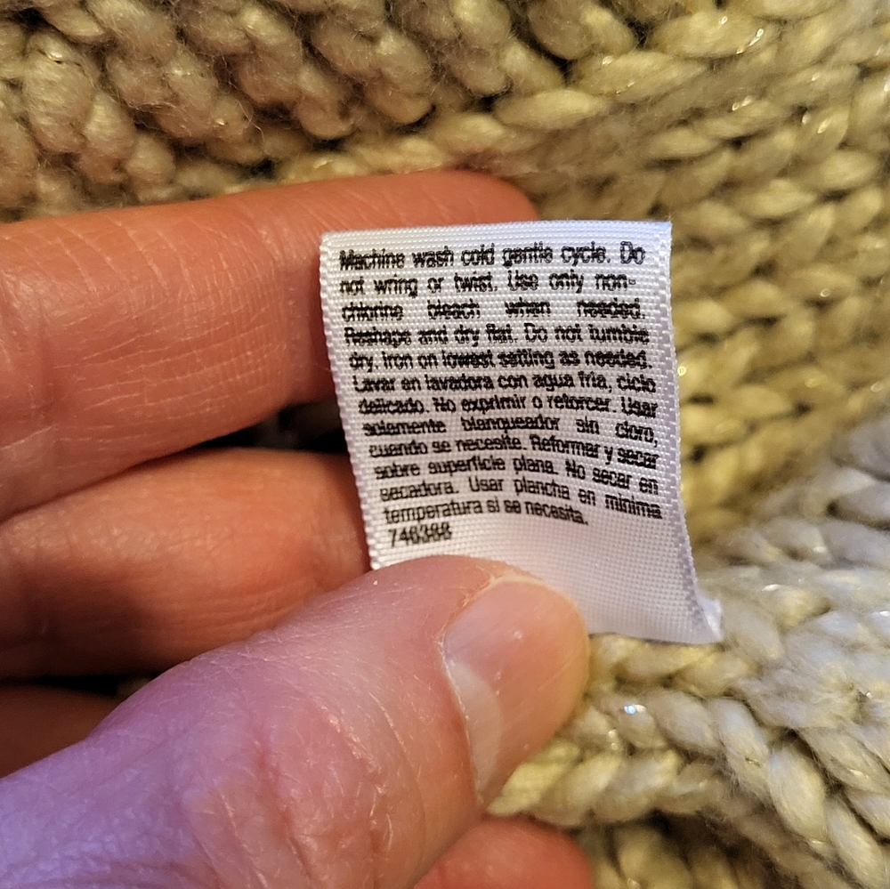 A.N.A. cream crew neck sweater with a cable knit pattern with flecks of gold - Picture 6 of 10